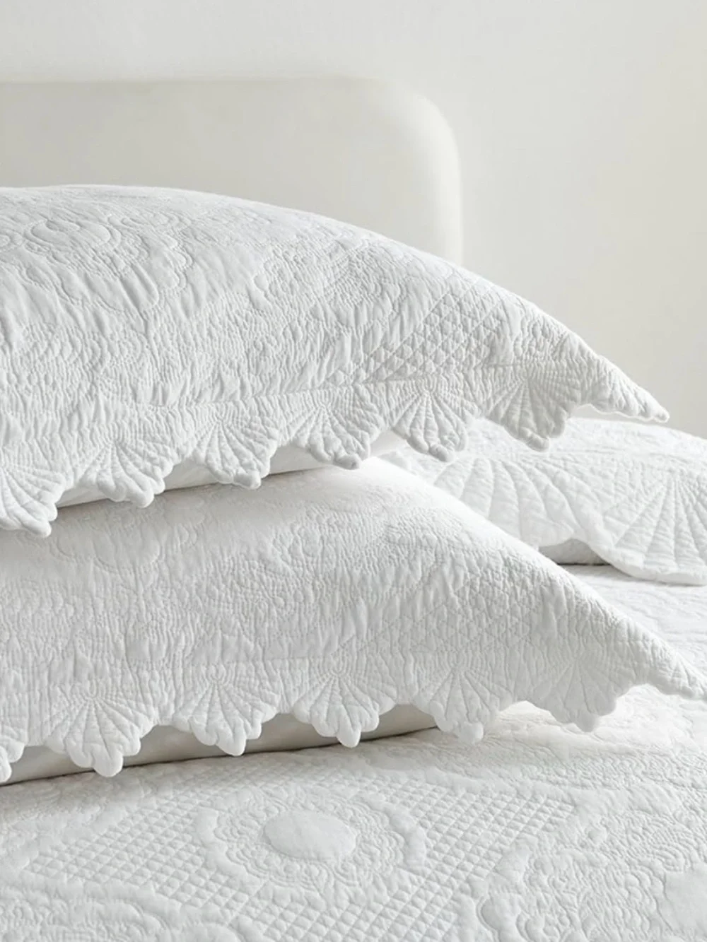 Camandy crisp white